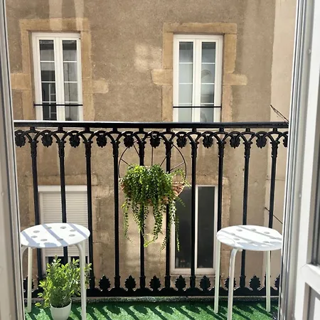 Le Dauphine Apartment